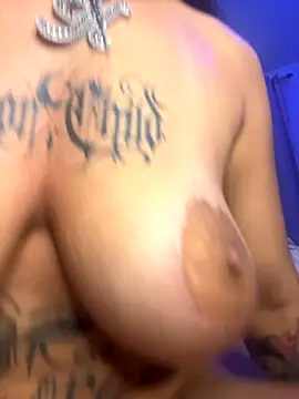 kamila_french live sex cam