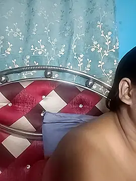 hornypriya696 live sex cam