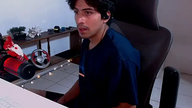 Thieves9's cam snapshot