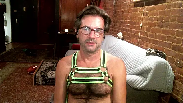 Johnny_Bottoms live sex cam