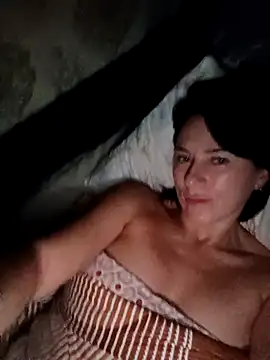 Luna_7777 live sex cam