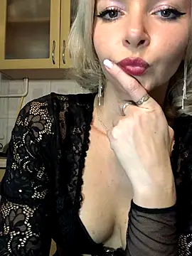 Kristina03 live sex cam