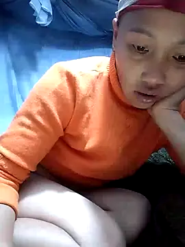 PhamPm70 live sex cam