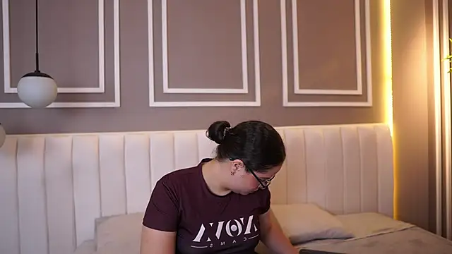 Tayler_Kim live sex cam