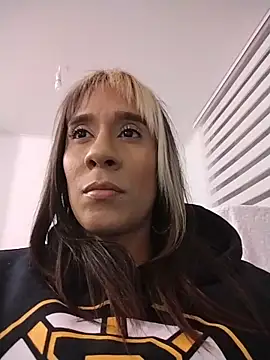 Cherrycandy21 live sex cam