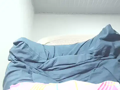 pamelabigcock69 live sex cam