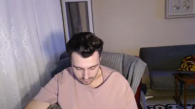 handsomeee04 live sex cam