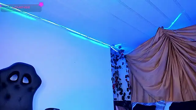 Ethan_Boyy live sex cam