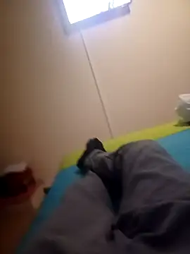 RikCum4u's cam snapshot