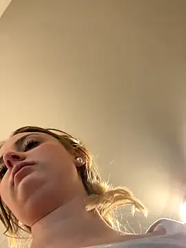 CherryEmmy live sex cam