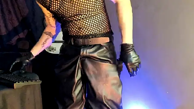 Antonello_Vannucci live sex cam