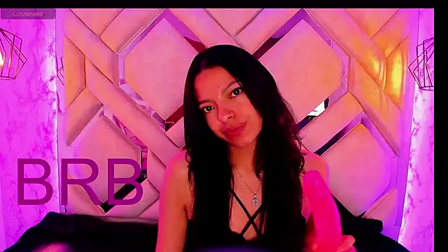 Yanna_pink live sex cam