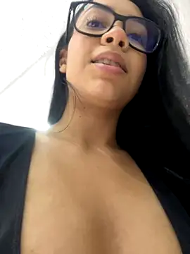 Soe_Love live sex cam