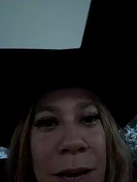 Bigbuttbrooklynn live sex cam