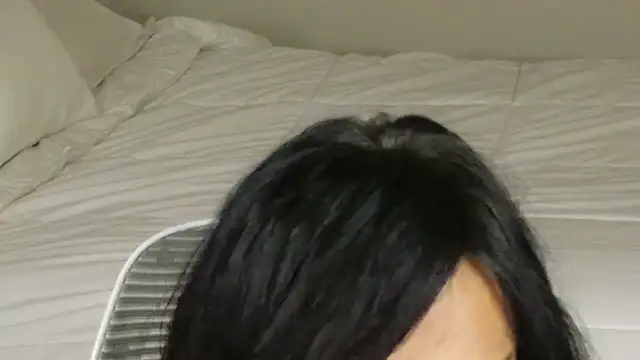 xprettysmilex live sex cam