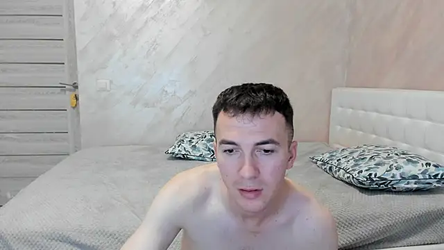 BustyVee99 live sex cam