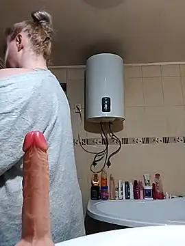 Mommygetnaughty live sex cam