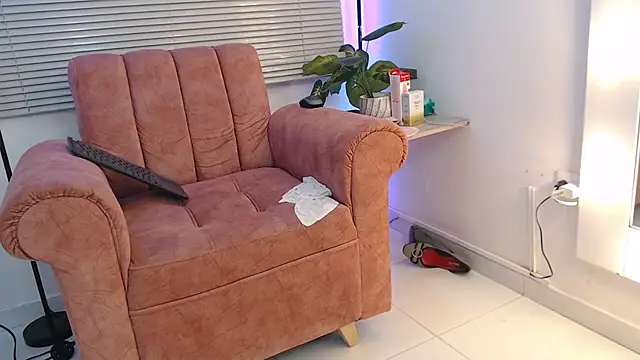 Lunaa_Milf live sex cam