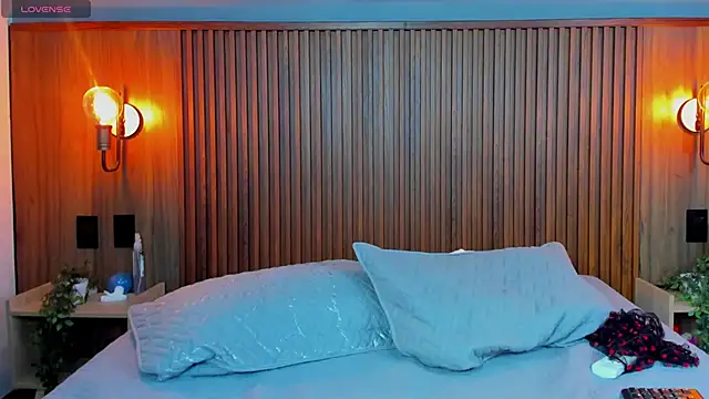 AnaRousse live sex cam