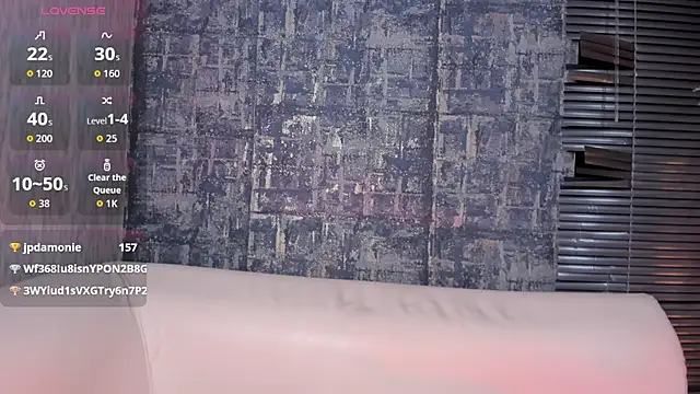 NathalyLeen live sex cam