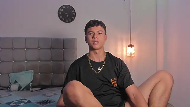 Santy_Stump live sex cam