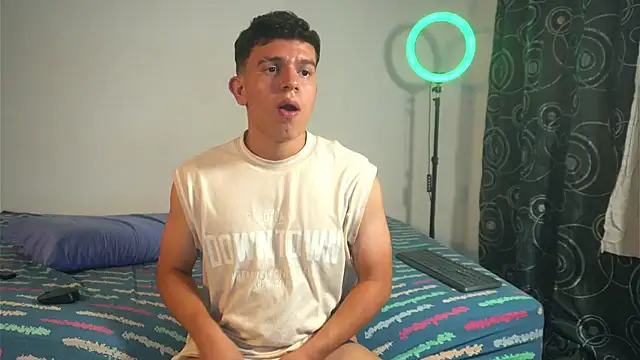 Max_ethan5's cam snapshot