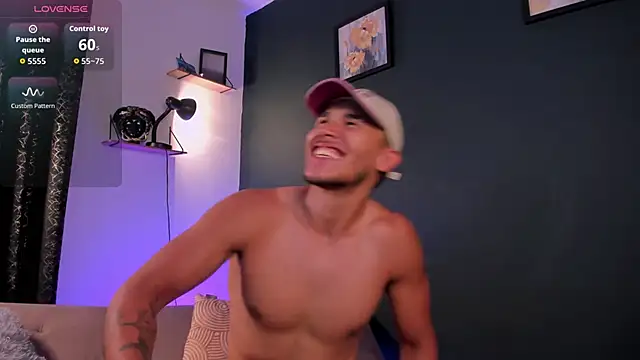 MarkSantozz's cam snapshot