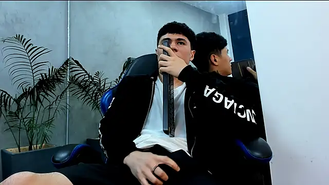 roan_birkin's cam snapshot