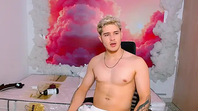 AlexPiersss's cam snapshot