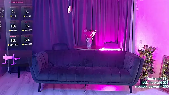 CutiePie69__ live sex cam