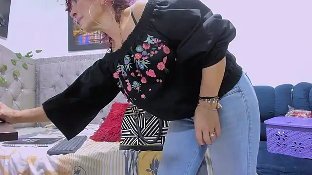 Dalila_Najjar live sex cam