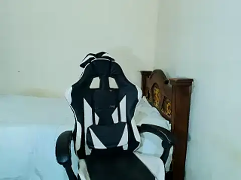 max_love255's cam snapshot