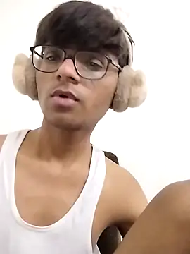 akshr1099's cam snapshot