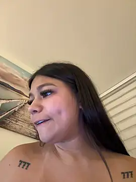 Alyshanon18 live sex cam