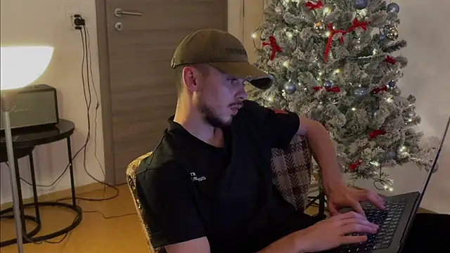 naked_psy's cam snapshot