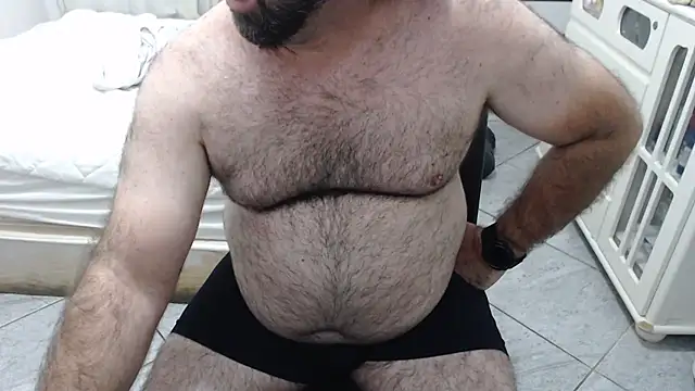 MysterBearMG live sex cam