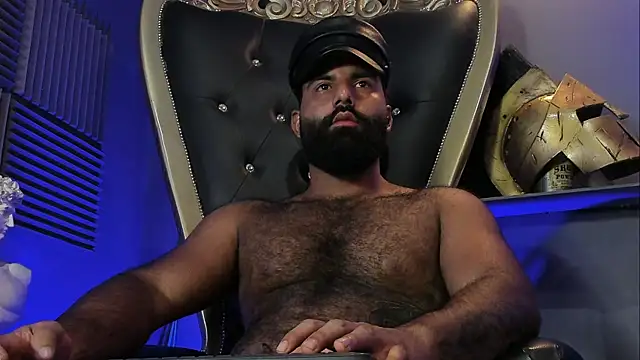 BeardAndrew live sex cam