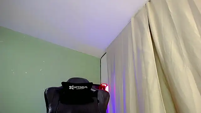 dilan_hott_'s cam snapshot