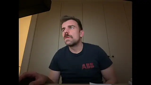 mrbigballs live sex cam