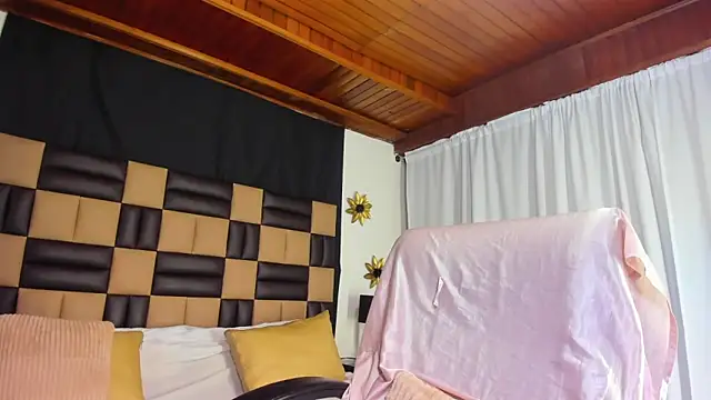 BarbieKano live sex cam