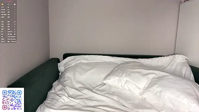 PetulaGunton live sex cam