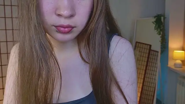 SilentLily live sex cam