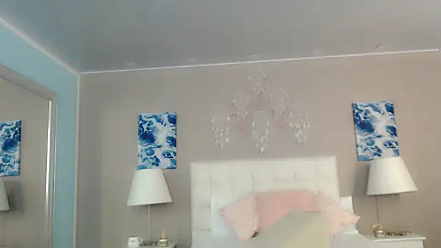 _Maddison_Ivanova_ live sex cam