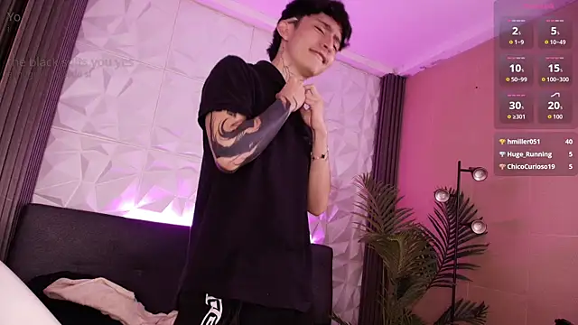 troy_rouge live sex cam