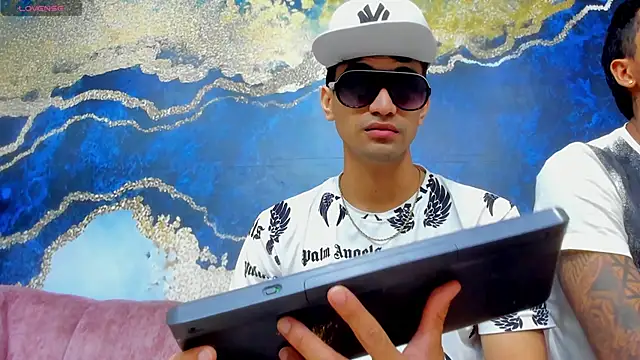 Hottier_Boys's cam snapshot