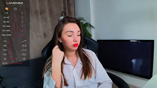 Emilia_mala live sex cam