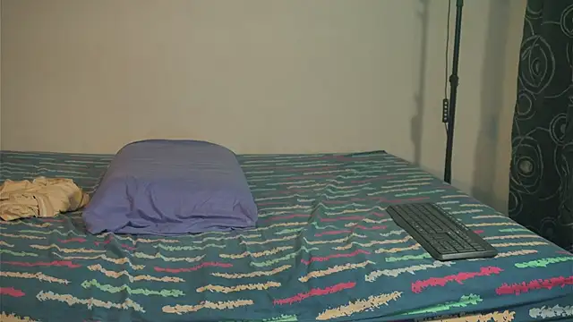 Max_ethan5's cam snapshot