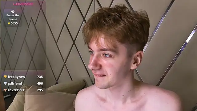 Paul_Holt's cam snapshot