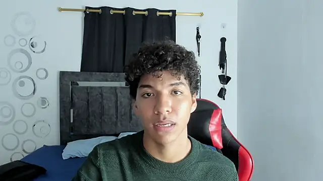 Maximiliano_Khalil's cam snapshot