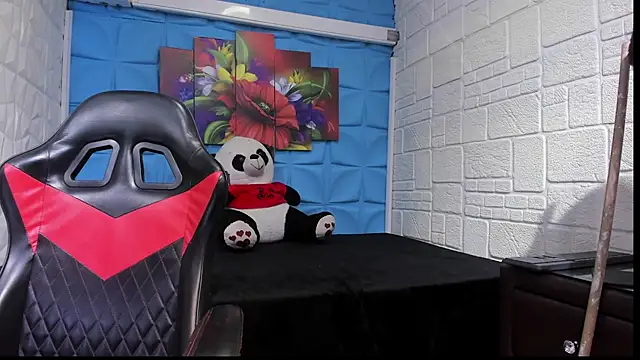 Ashley_James live sex cam